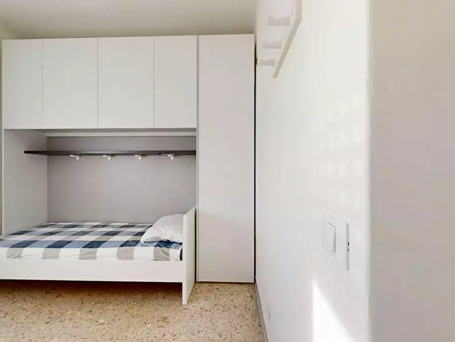 Immagine 2 di Camera in affitto  in Via Trento a Venezia