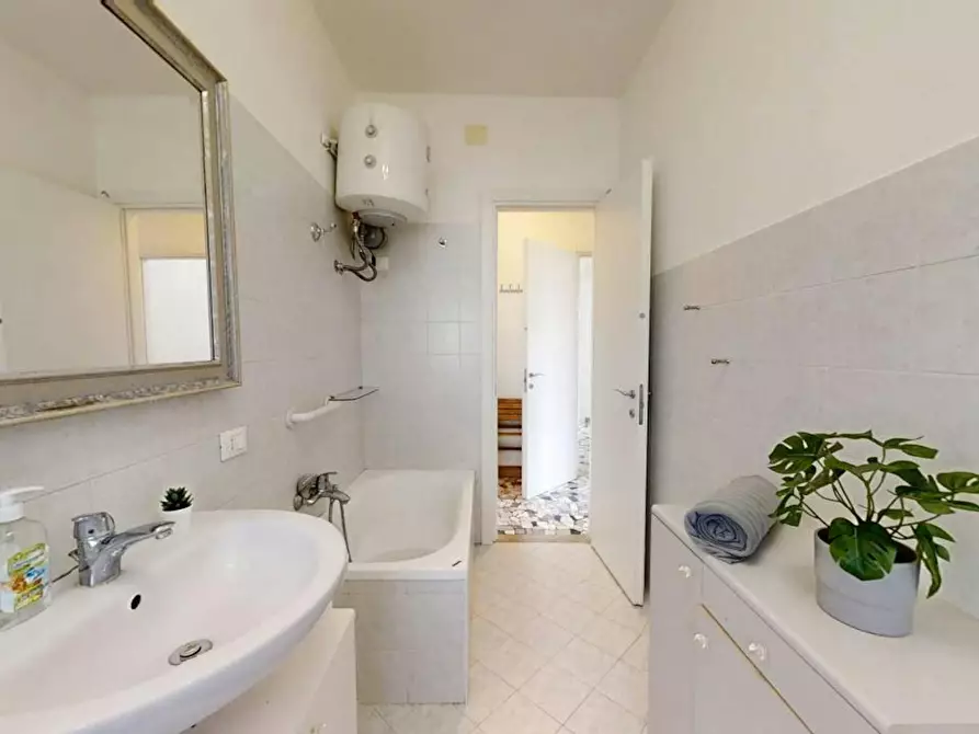 Immagine 4 di Camera in affitto  in Via Buie a Padova