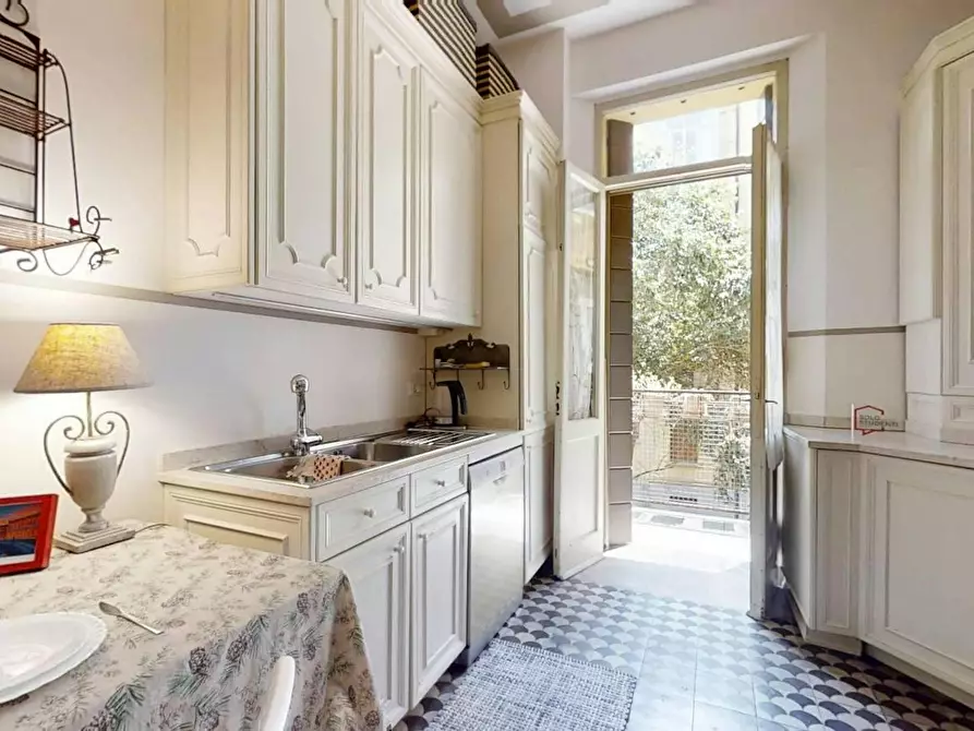 Immagine 6 di Camera in affitto  in Piazza del Castello a Padova