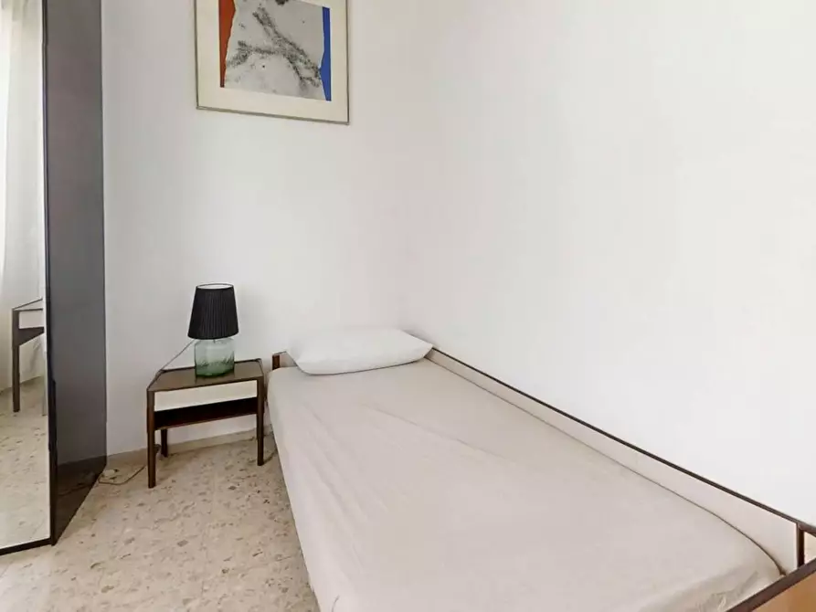 Immagine 2 di Camera in affitto  in Via Volturno a Venezia
