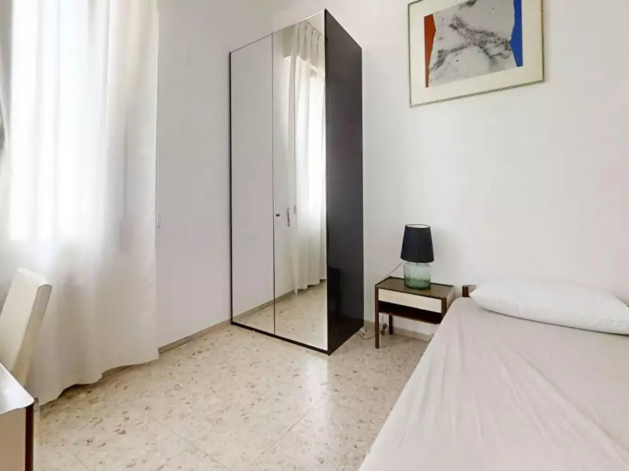 Immagine 1 di Camera in affitto  in Via Volturno a Venezia
