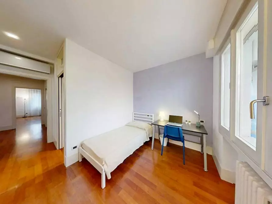 Immagine 4 di Camera in affitto  in Via Enrico degli Scrovegni a Padova