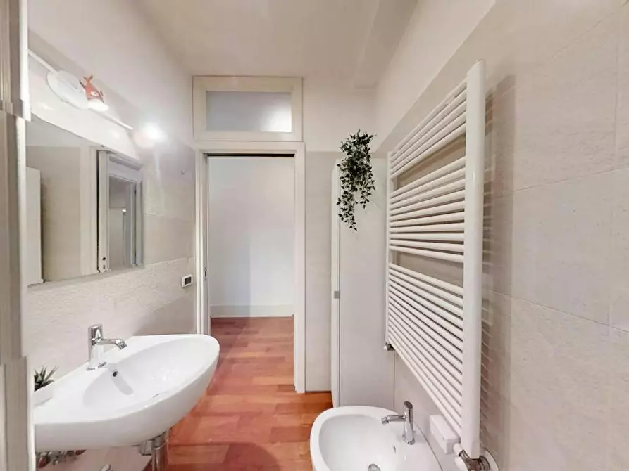 Immagine 9 di Camera in affitto  in Via Enrico degli Scrovegni a Padova