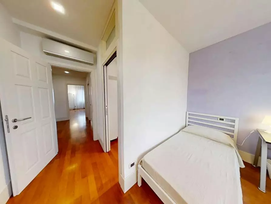 Immagine 7 di Camera in affitto  in Via Enrico degli Scrovegni a Padova