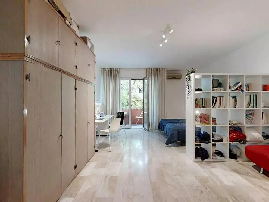 Immagine 2 di Camera in affitto  in Via Tirana a Padova