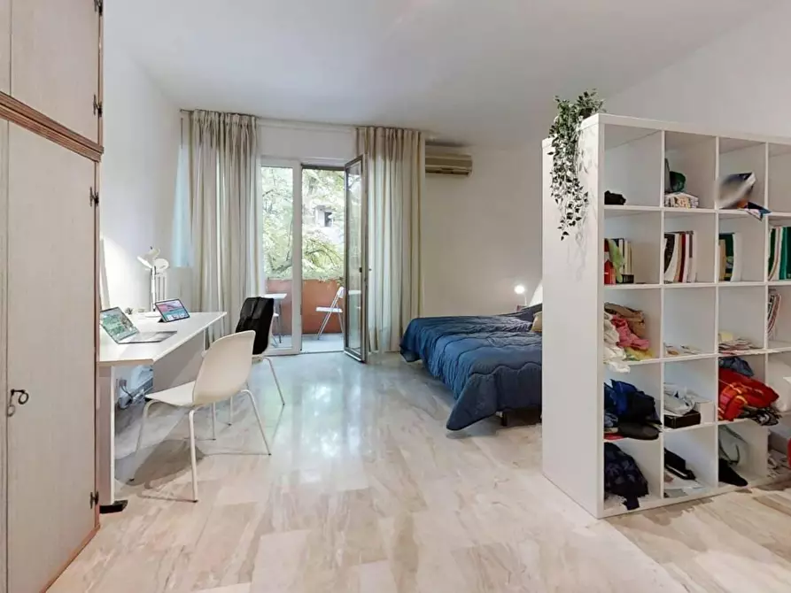 Immagine 10 di Camera in affitto  in Via Tirana a Padova