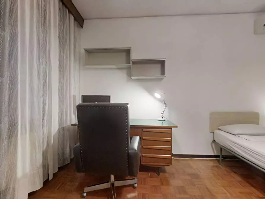 Immagine 2 di Camera in affitto  in Via Giuseppe Miraglia a Venezia