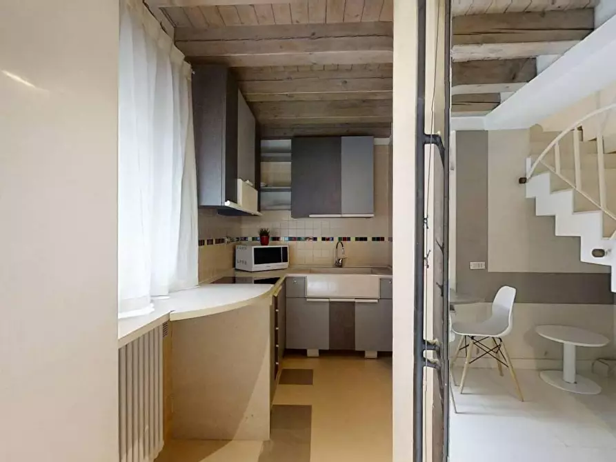 Immagine 10 di Camera in affitto  in Fondamenta Trapolin a Venezia