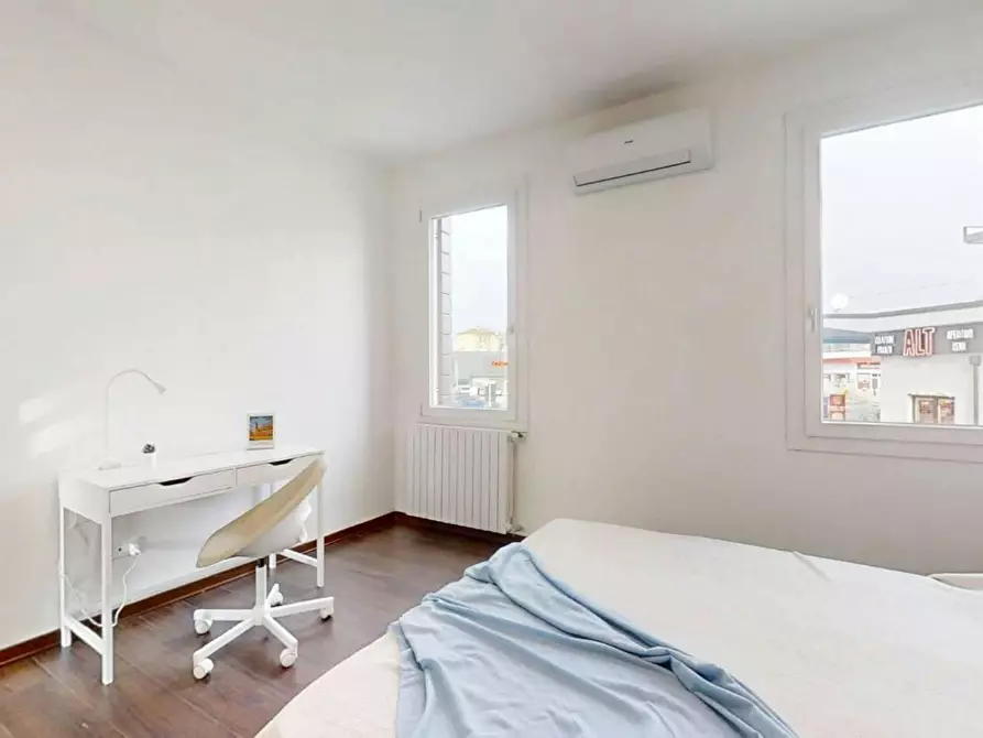 Immagine 3 di Camera in affitto  in Via Giambellino a Padova