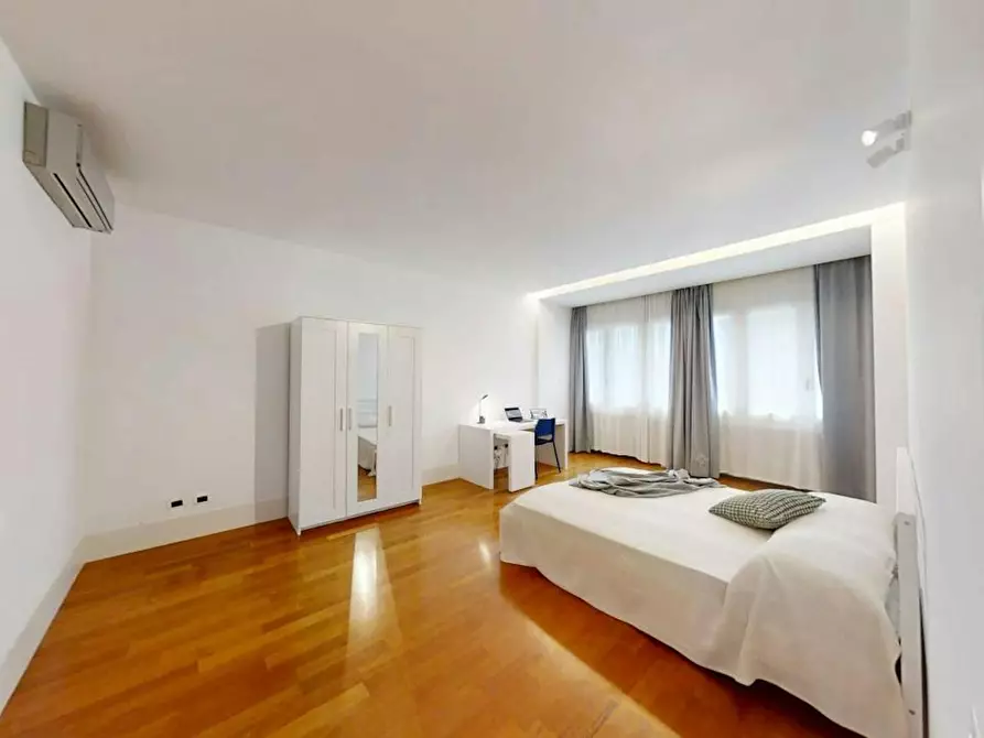 Immagine 1 di Camera in affitto  in Via Enrico degli Scrovegni a Padova