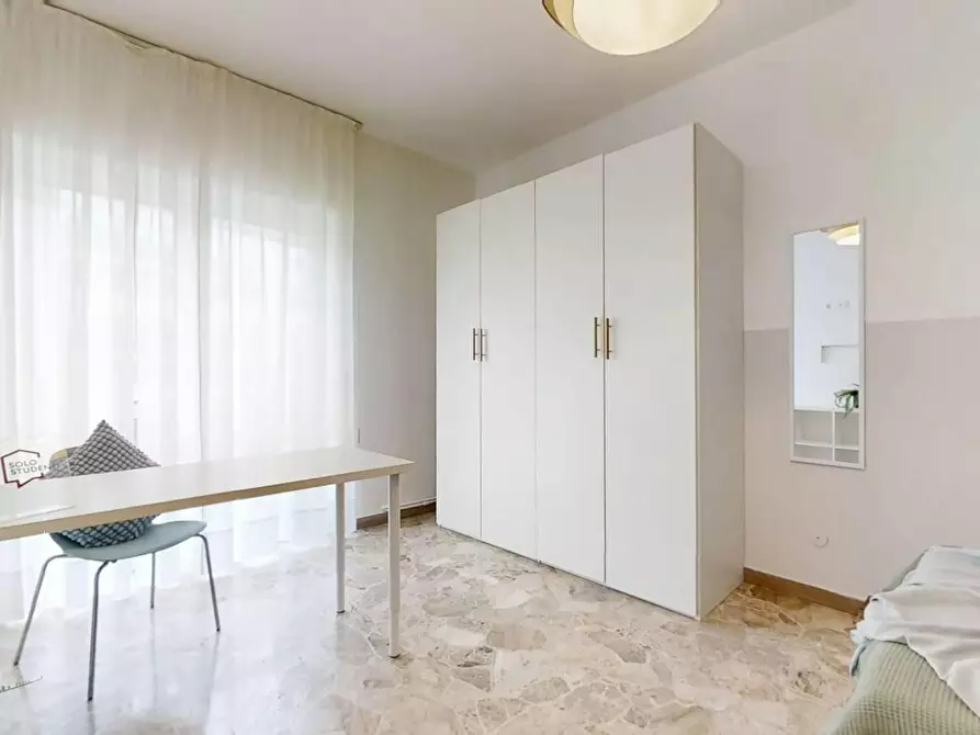 Immagine 3 di Camera in affitto  in Via San Pio X a Venezia