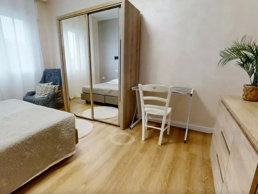 Immagine 1 di Camera in affitto  in Piazza del Mercato a Venezia