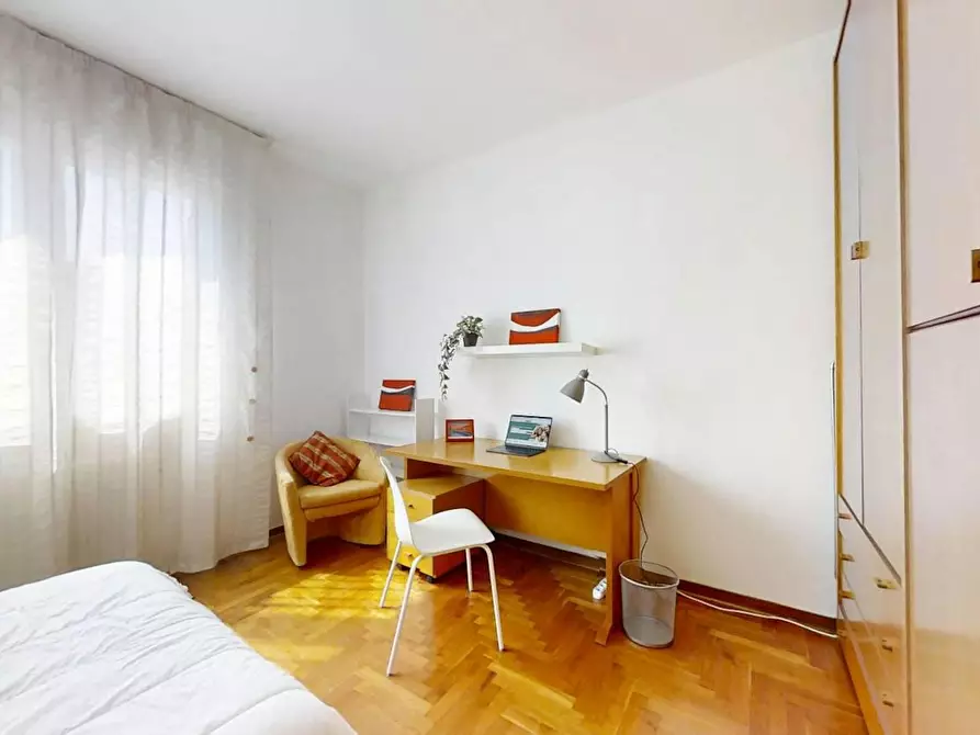 Immagine 5 di Camera in affitto  in Via Tirana a Padova