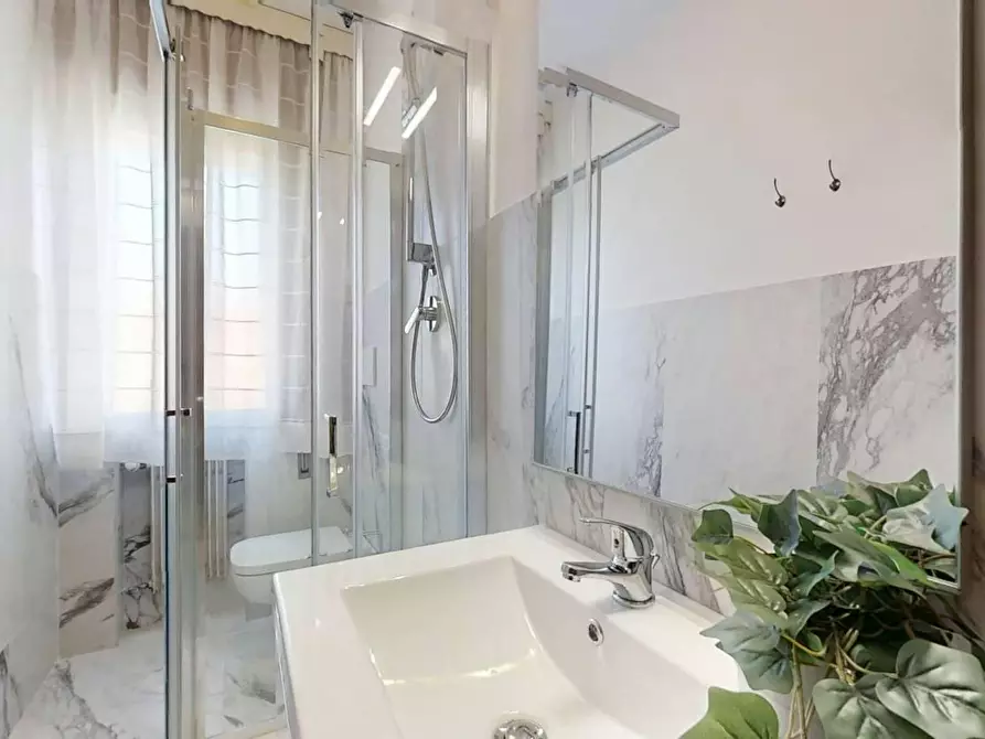 Immagine 8 di Camera in affitto  in Via Guglielmo Roentgen a Venezia