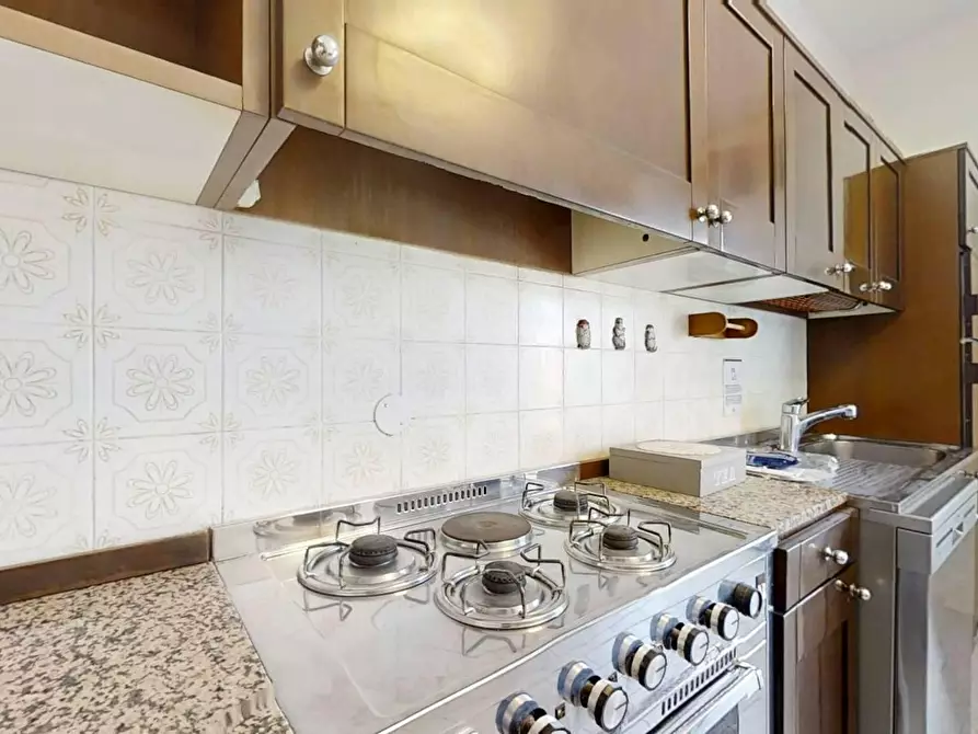 Immagine 4 di Camera in affitto  in Via Guglielmo Roentgen a Venezia