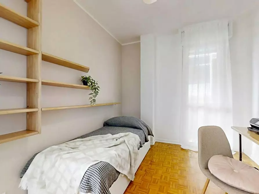 Immagine 2 di Camera in affitto  in Via Tirana a Padova