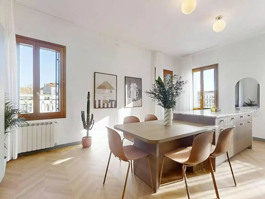 Immagine 10 di Camera in affitto  in Santa Croce a Venezia