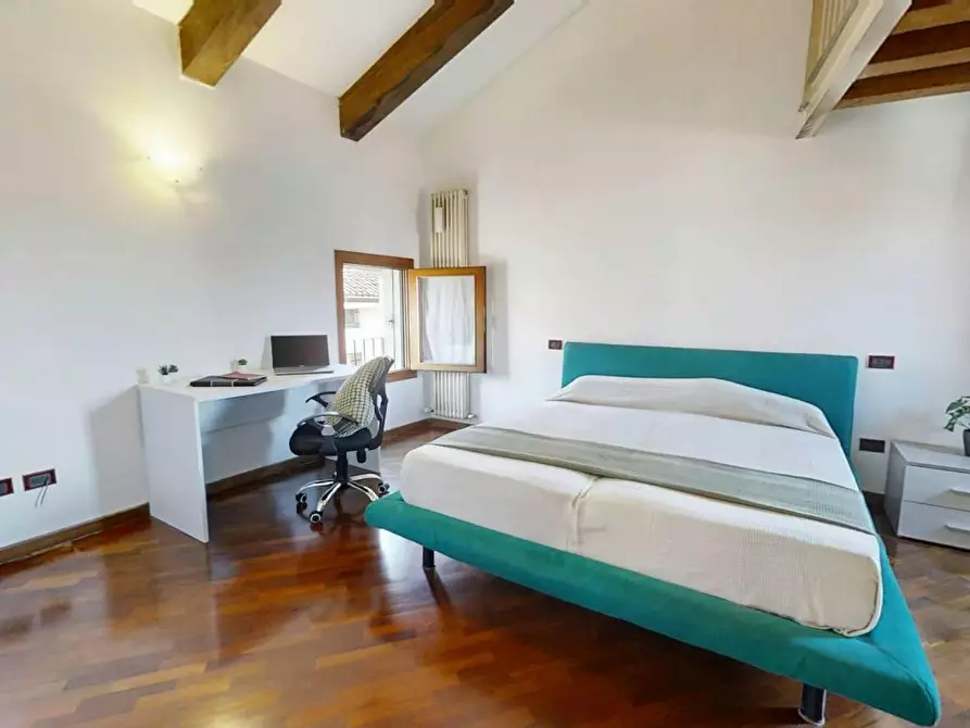 Immagine 1 di Camera in affitto  in Contrada Pedemuro San Biagio a Vicenza