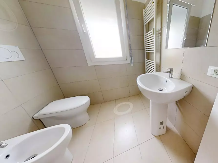 Immagine 5 di Camera in affitto  in Via Trento a Venezia