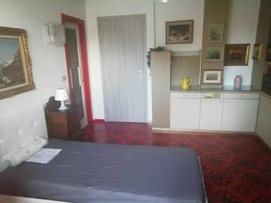 Immagine 1 di Camera in affitto  in Strada delle Cacce a Torino