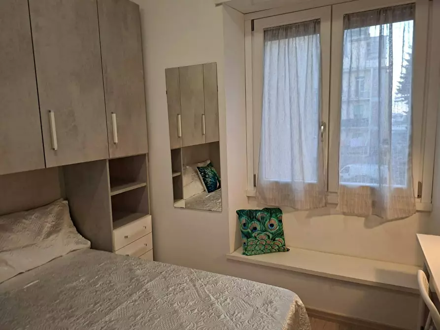 Immagine 6 di Camera in affitto  in Via Varvariana a Roma