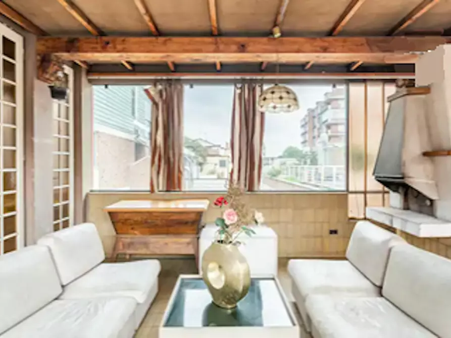 Immagine 8 di Camera in affitto  in Strada delle Cacce a Torino