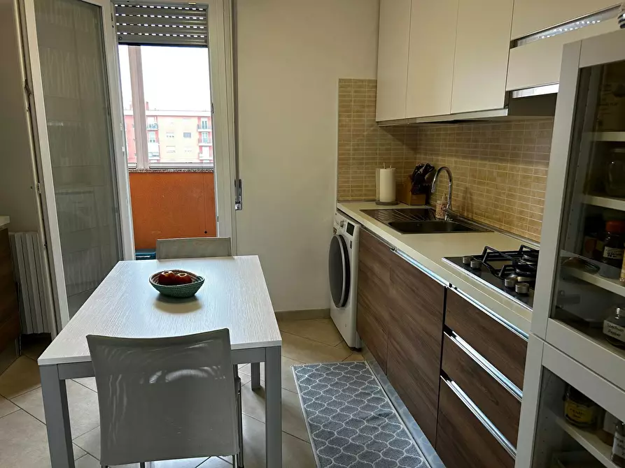 Immagine 6 di Camera in affitto  in Via Appennini a Milano