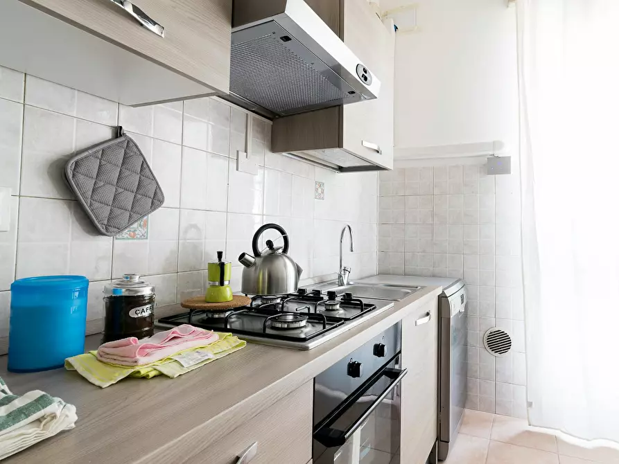 Immagine 6 di Camera in affitto  in Via A. Cantore a Monza