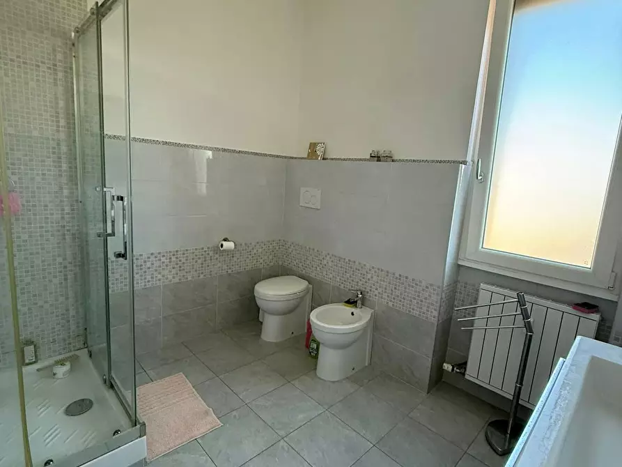 Immagine 9 di Camera in affitto  in Via Vittorio Emanuele II a Firenze