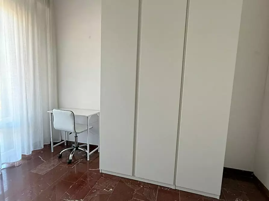 Immagine 5 di Camera in affitto  in Via Vittorio Emanuele II a Firenze