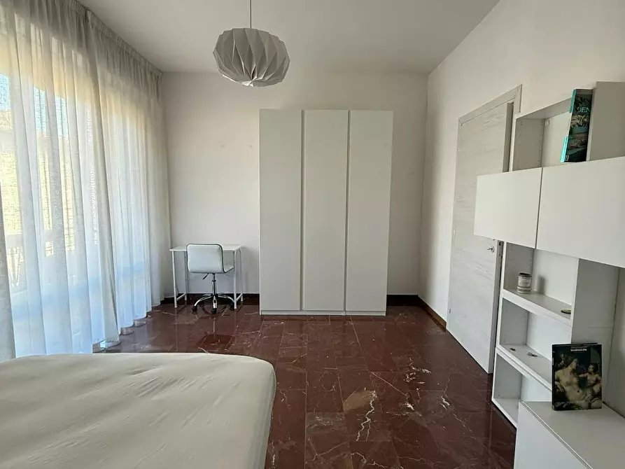 Immagine 6 di Camera in affitto  in Via Vittorio Emanuele II a Firenze
