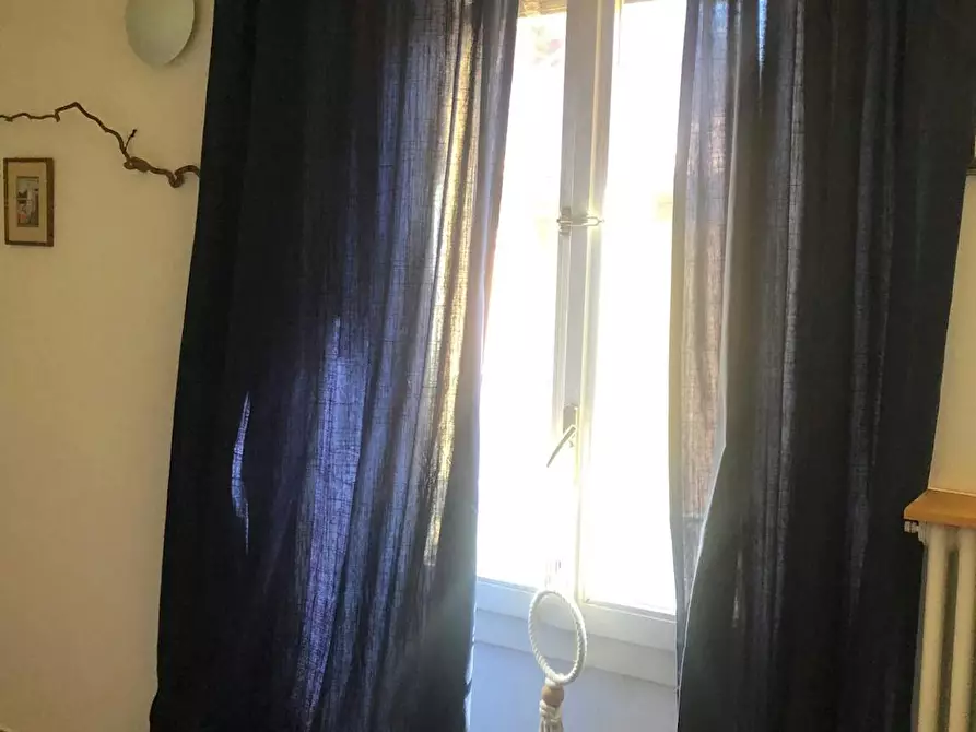 Immagine 10 di Camera in affitto  in Via Castiglione a Bologna