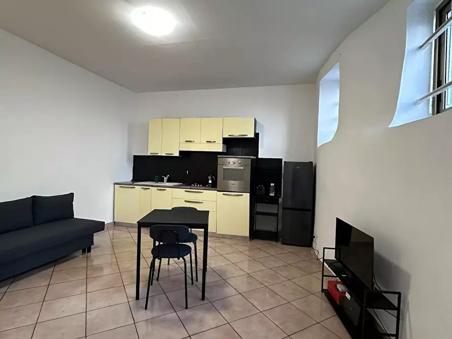 Immagine 1 di Casa indipendente in affitto  in Via Belmonte a Torino