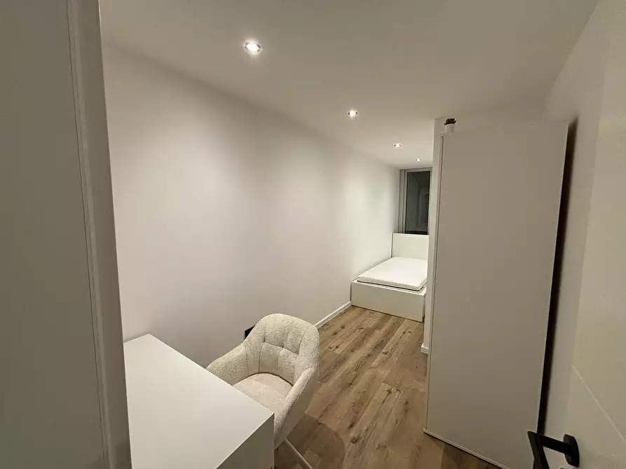 Immagine 2 di Camera in affitto  in Riesstraße a München
