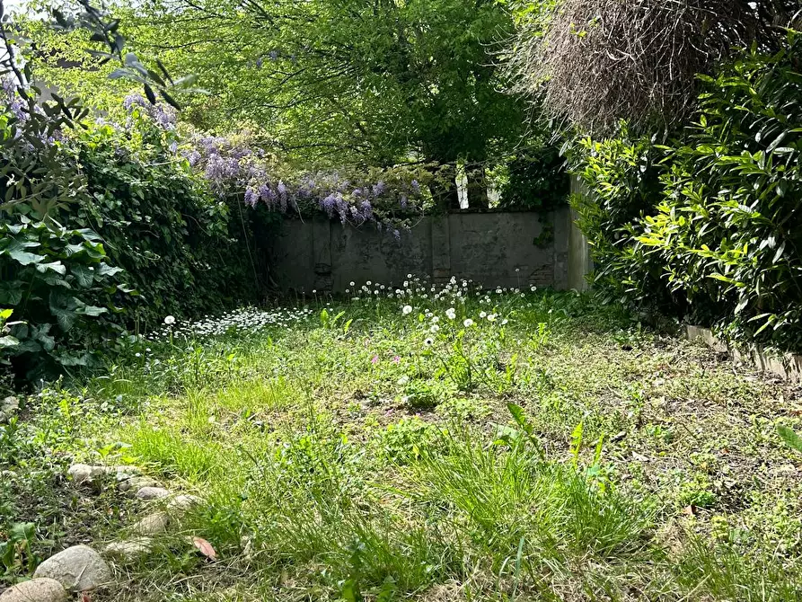 Immagine 7 di Camera condivisa in affitto  in Via Montello a Padova