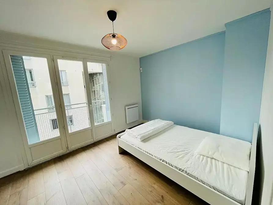 Immagine 1 di Camera in affitto  in Rue Clément Michut a Villeurbanne