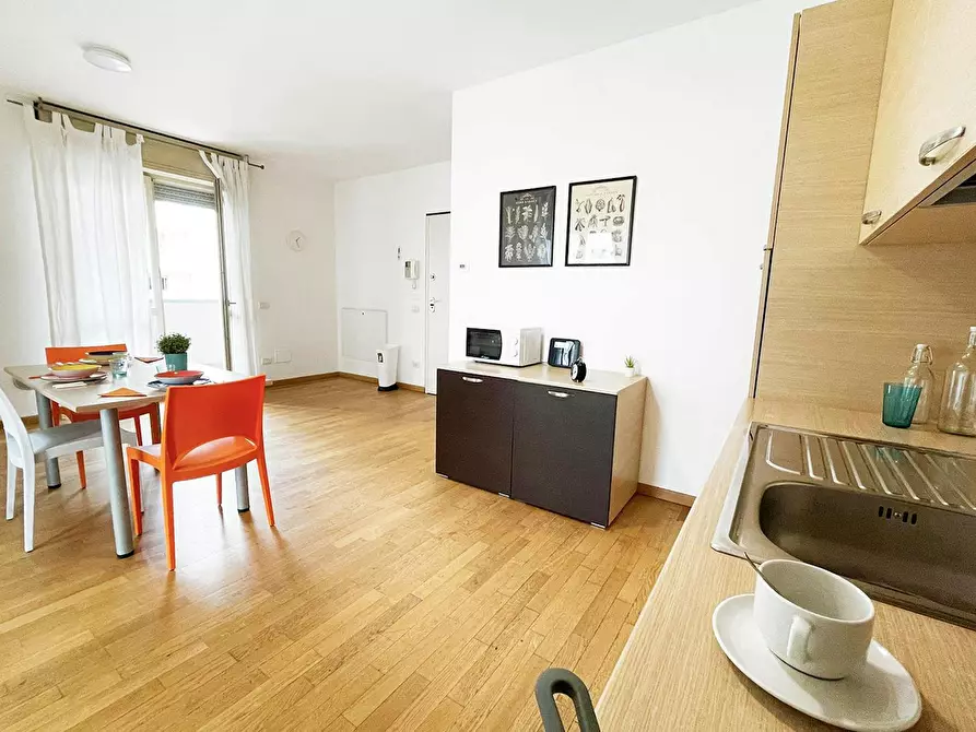 Immagine 8 di Camera in affitto  in Via F. Berizzi a Pedrengo