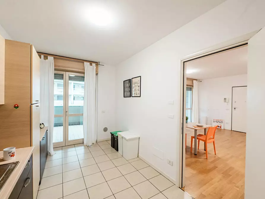Immagine 8 di Camera in affitto  in Via F. Berizzi a Pedrengo