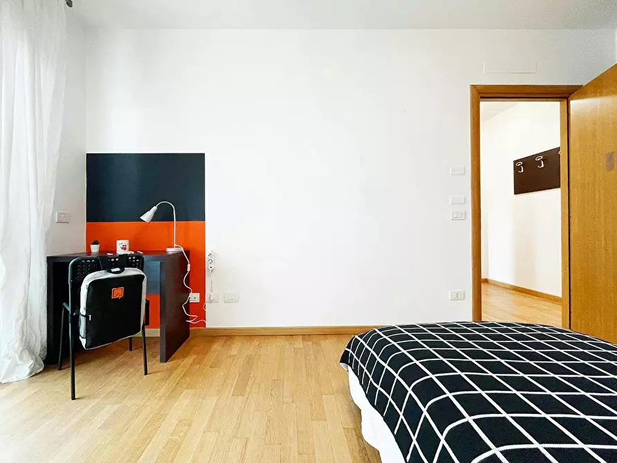 Immagine 4 di Camera in affitto  in Via F. Berizzi a Pedrengo