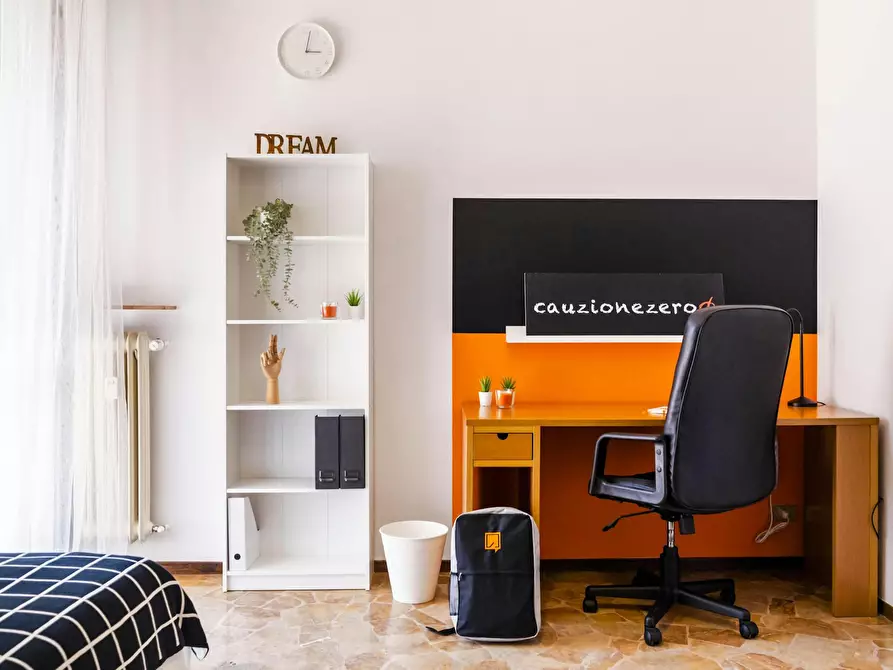 Immagine 5 di Camera in affitto  in Via G. Suardi a Bergamo