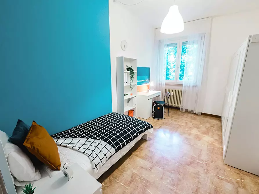 Immagine 1 di Camera in affitto  in Via Wolfgang Amadeus Mozart a Bergamo