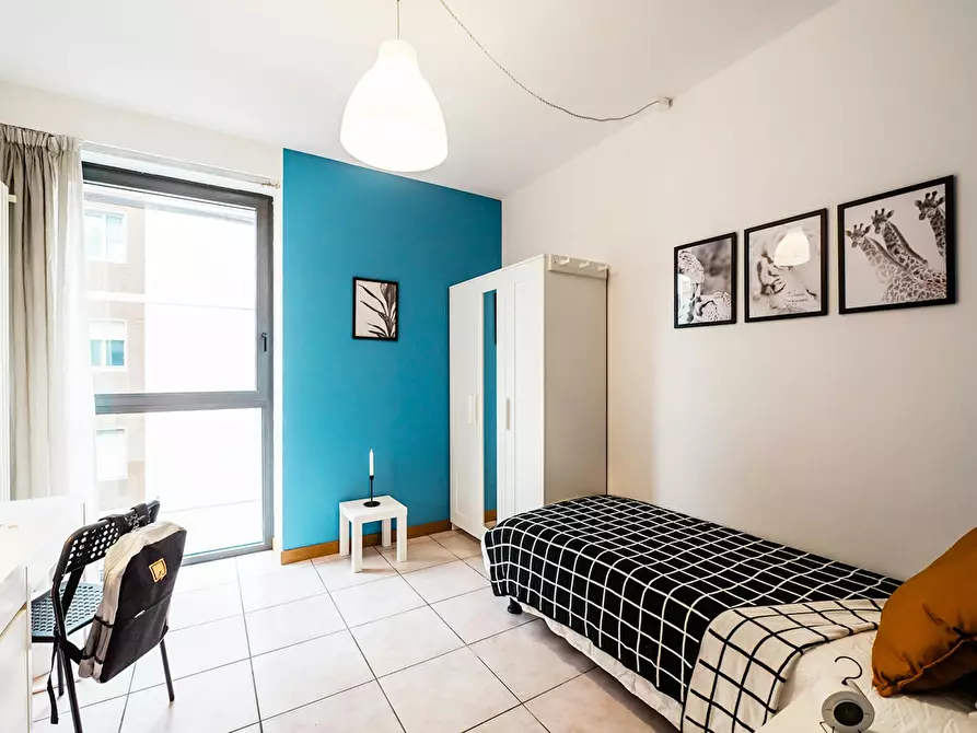 Immagine 1 di Camera in affitto  in Via Giorgio e Guido Paglia a Bergamo