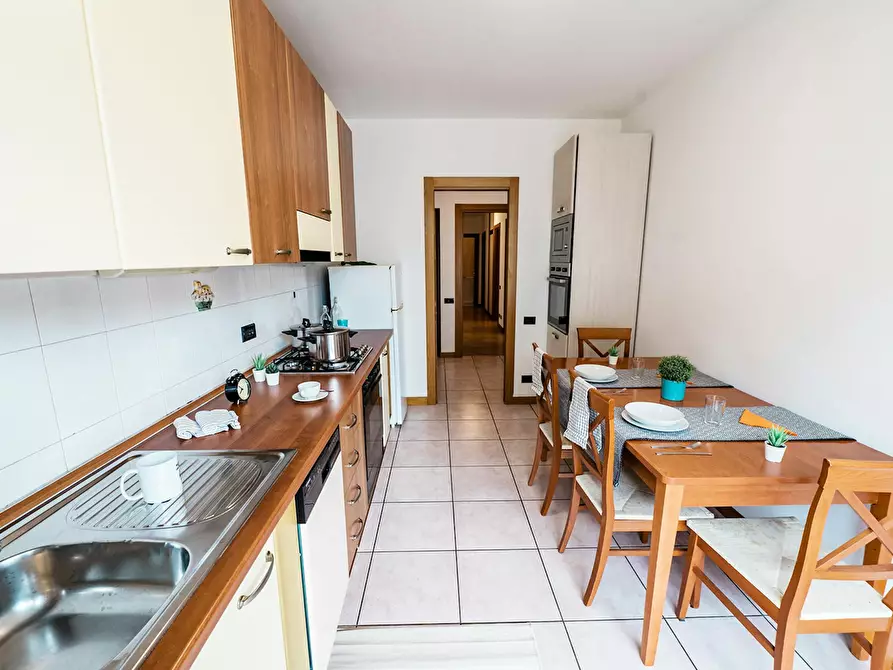 Immagine 6 di Camera in affitto  in Via Giorgio e Guido Paglia a Bergamo
