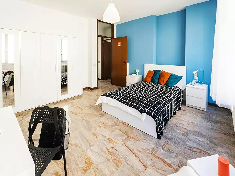 Immagine 4 di Camera in affitto  in Via Giorgio e Guido Paglia a Bergamo