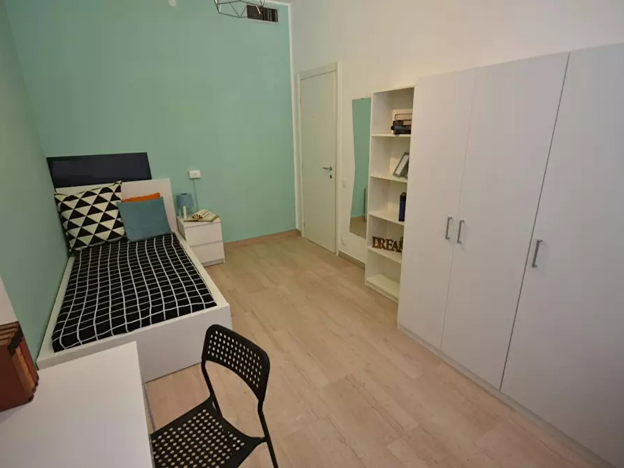 Immagine 3 di Camera in affitto  in Via Angelo Maj a Bergamo