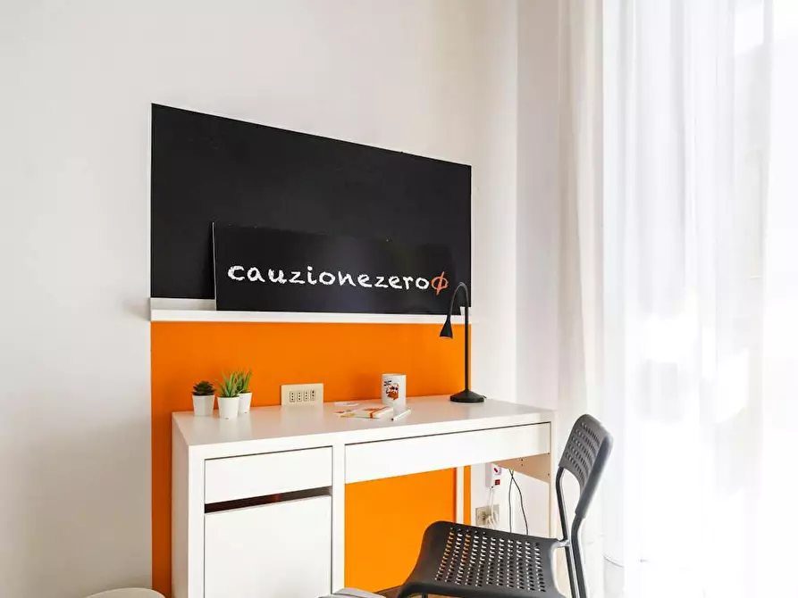 Immagine 5 di Camera in affitto  in Via G. Suardi a Bergamo