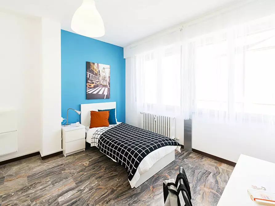 Immagine 1 di Camera in affitto  in Via Giorgio e Guido Paglia a Bergamo