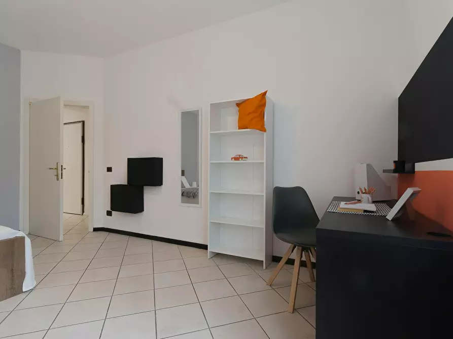 Immagine 4 di Camera in affitto  in Largo Nazario Sauro a Trento