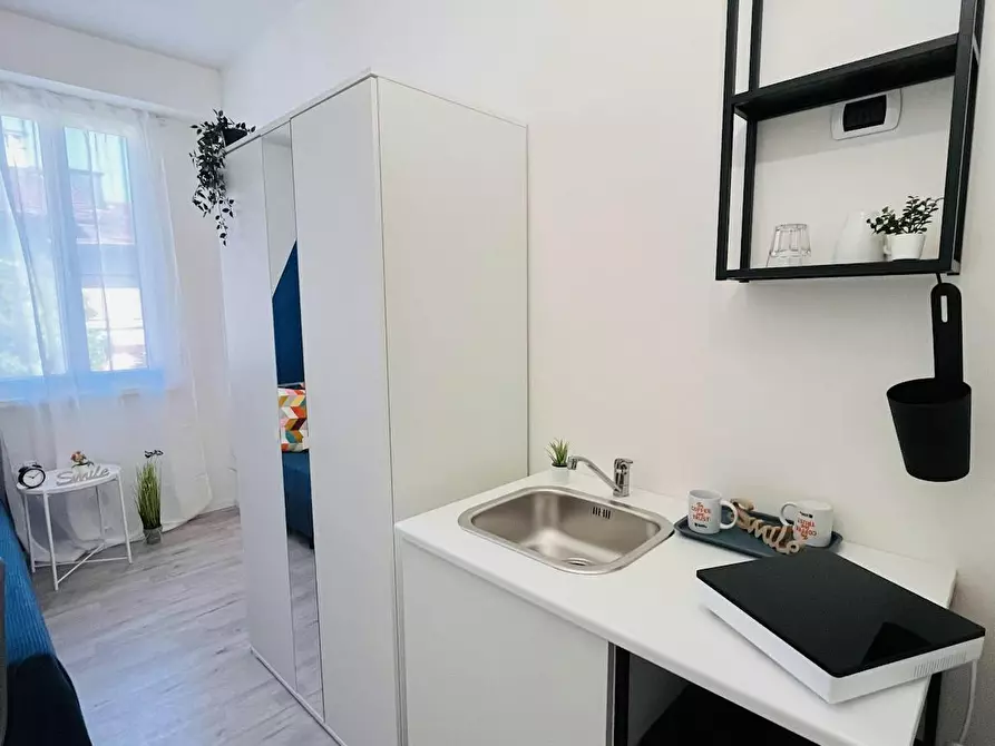 Immagine 4 di Camera in affitto  in Via Fabio Filzi a Trento