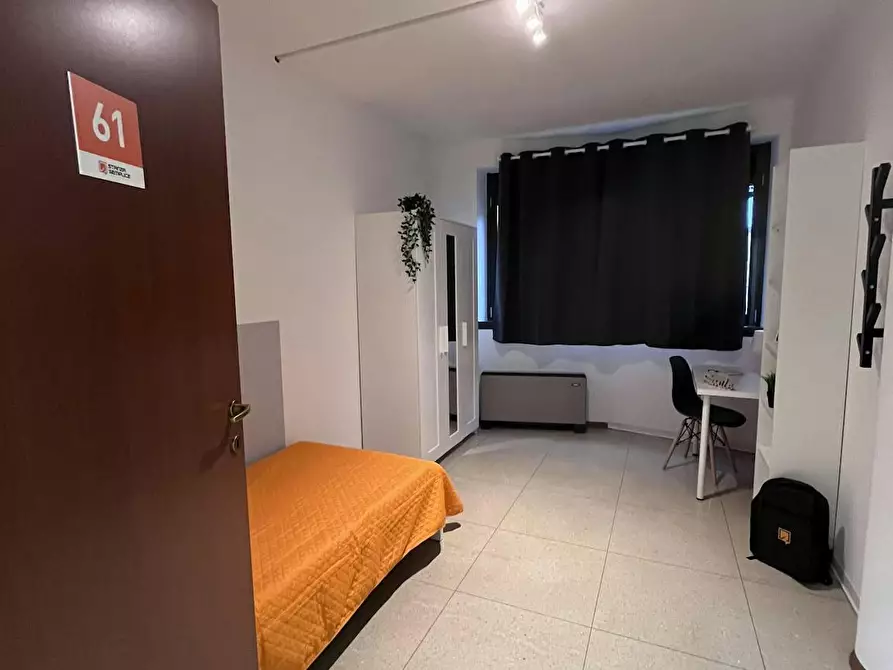 Immagine 1 di Camera in affitto  in Via del Brennero a Trento